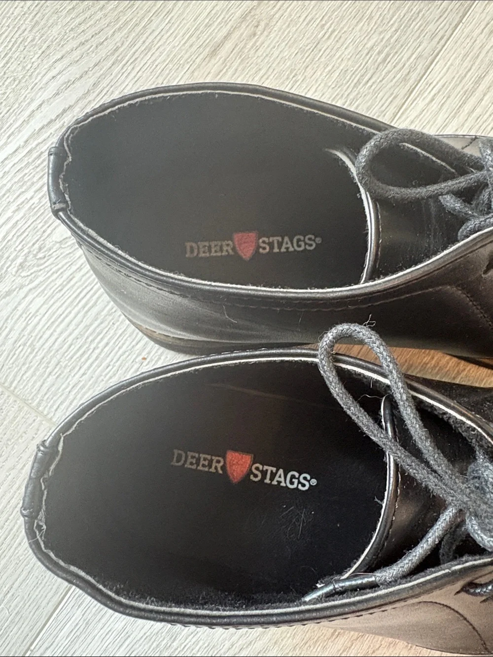 GUC Deer Stags dress shoes size 6